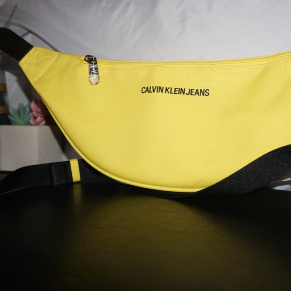 CK nylon logo belt bag MSRP $78 - Picture 4 of 6
